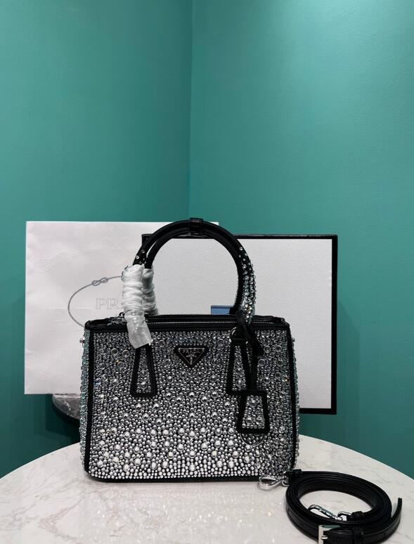 Dragons Bags Bags

 - PD Bags - 086