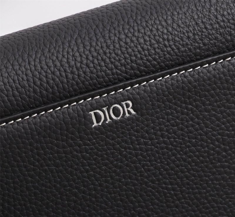 Dragons Bags Detail