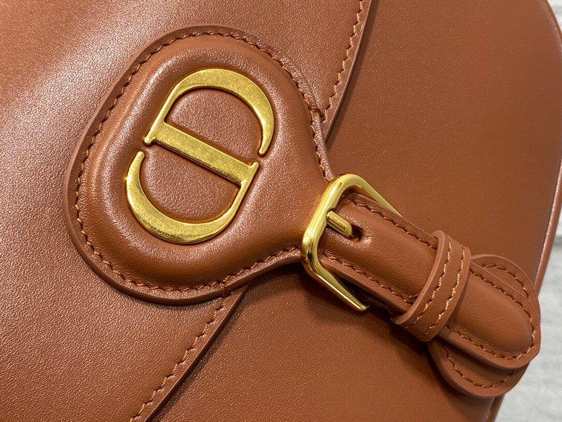 Dragons Bags Detail