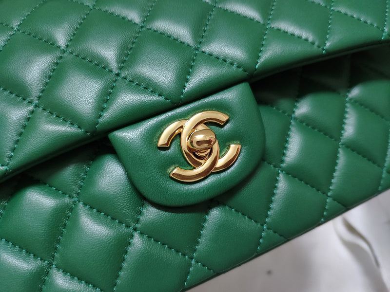 Dragons Bags Detail