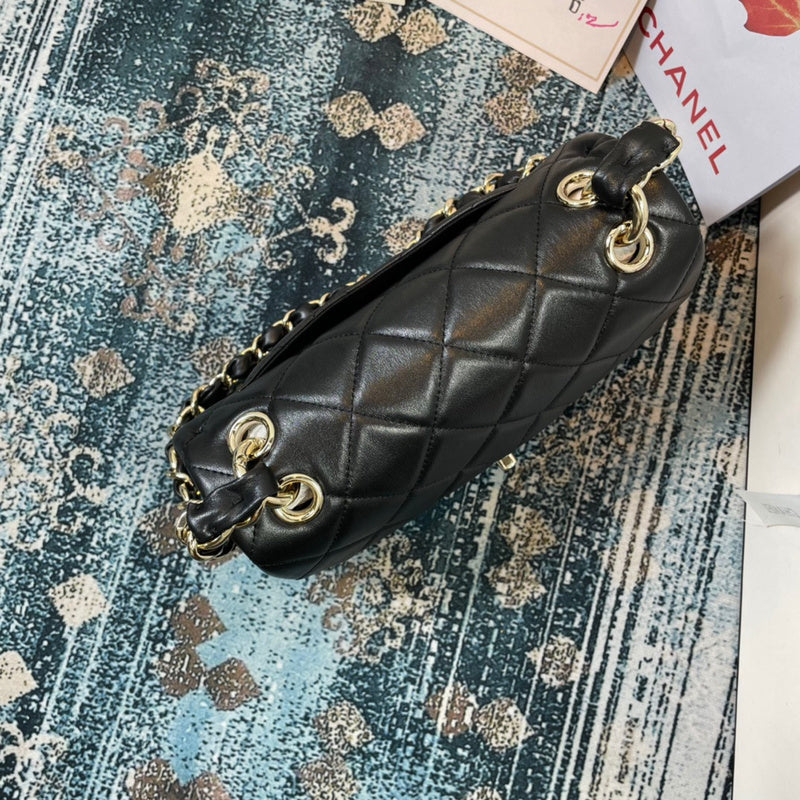 Dragons Bags Detail