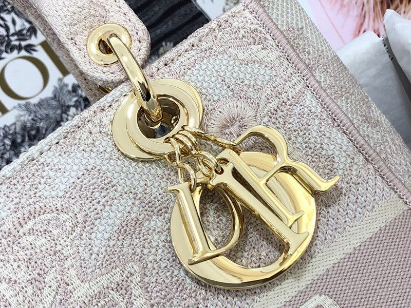 Dragons Bags Detail