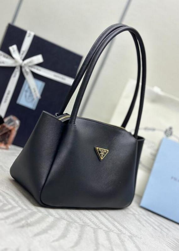 Dragons Bags Bags

 - PD Bags - 048