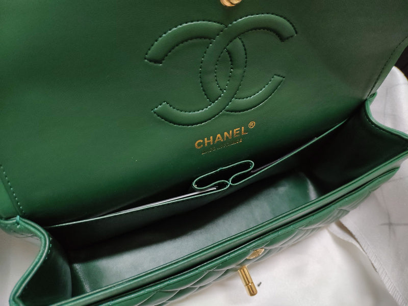 Dragons Bags Detail