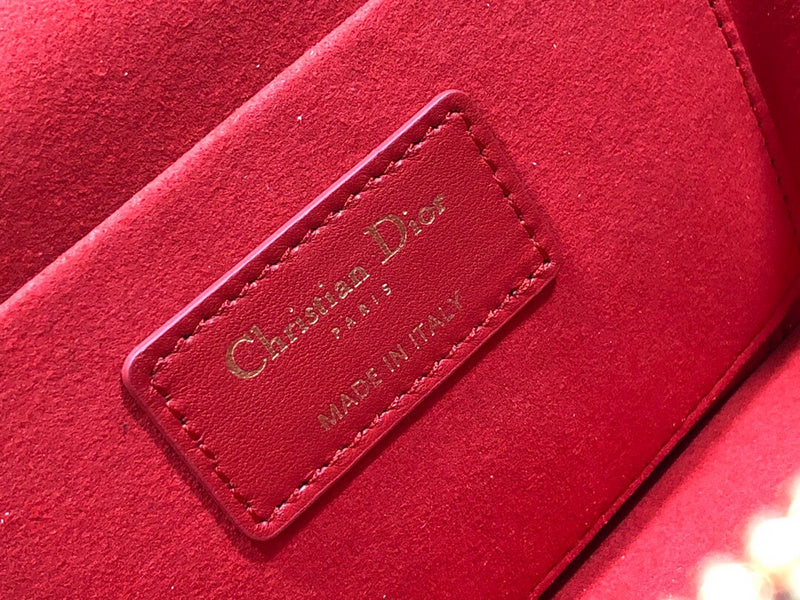 Dragons Bags Detail