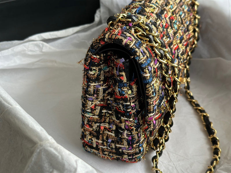 Dragons Bags Detail