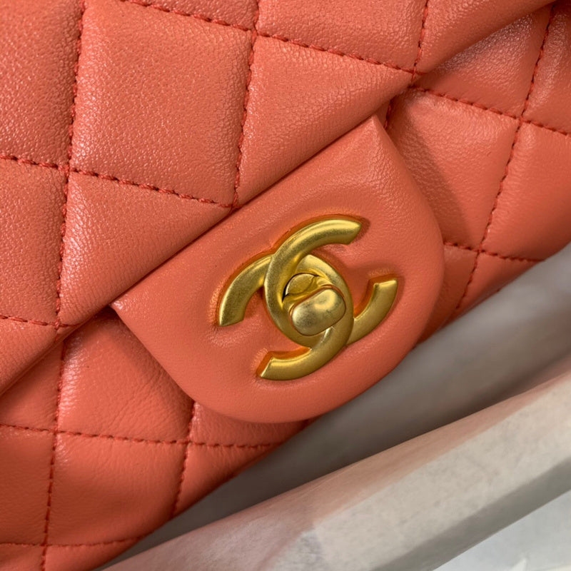 Dragons Bags Detail