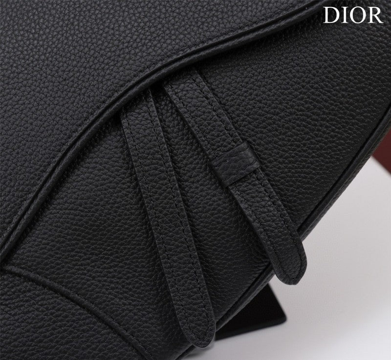 Dragons Bags Detail