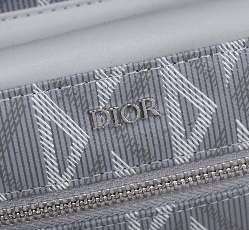 Dragons Bags Detail