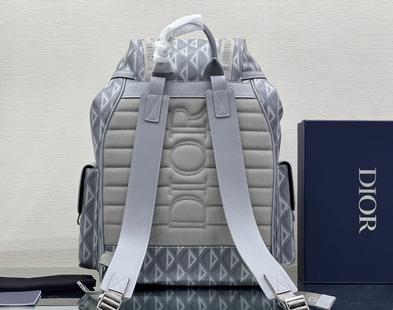 Dragons Bags Detail