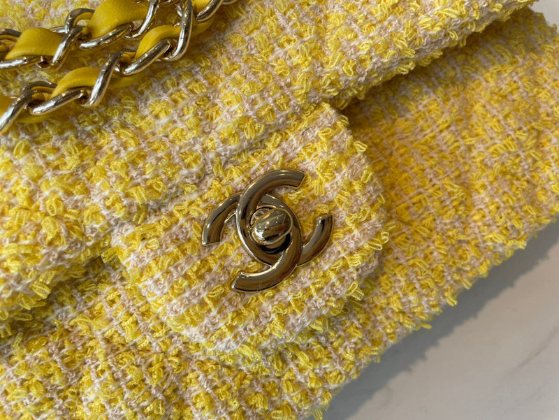 Dragons Bags Detail