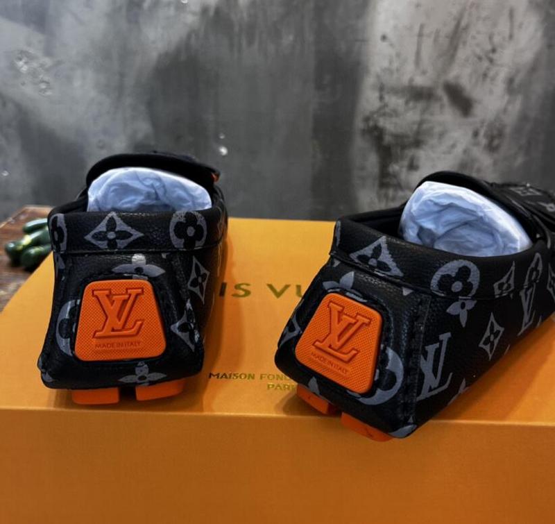 Dragons Bags Detail