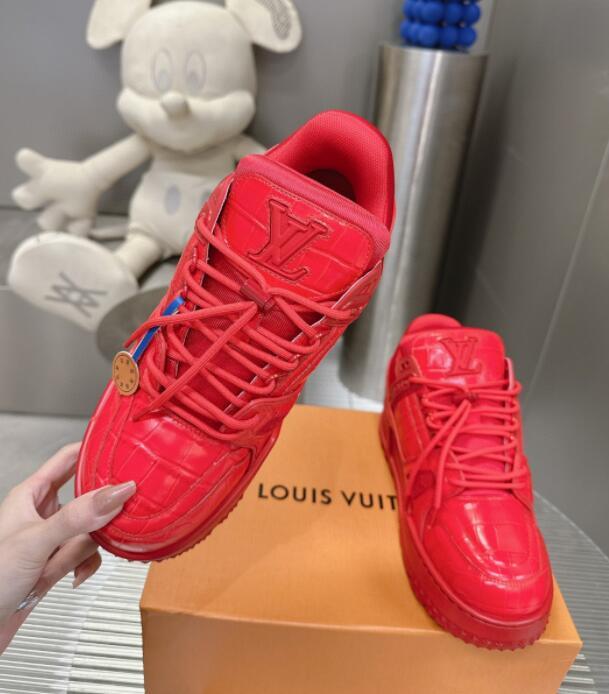 Dragons Bags Detail