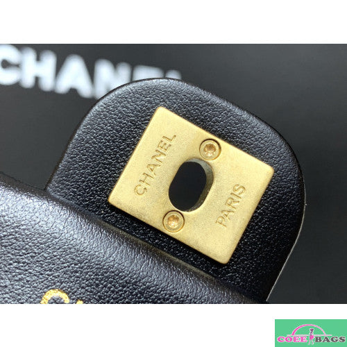 Dragons Bags Detail