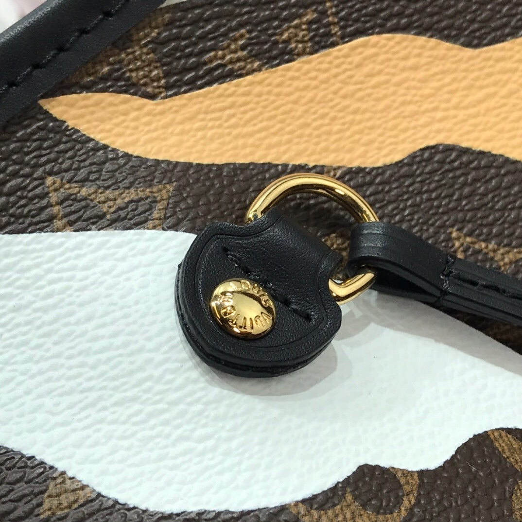 Dragons Bags - Premium Luxury Goods and Accessories - AFFORDABLE LUXURY BAGS - 4230