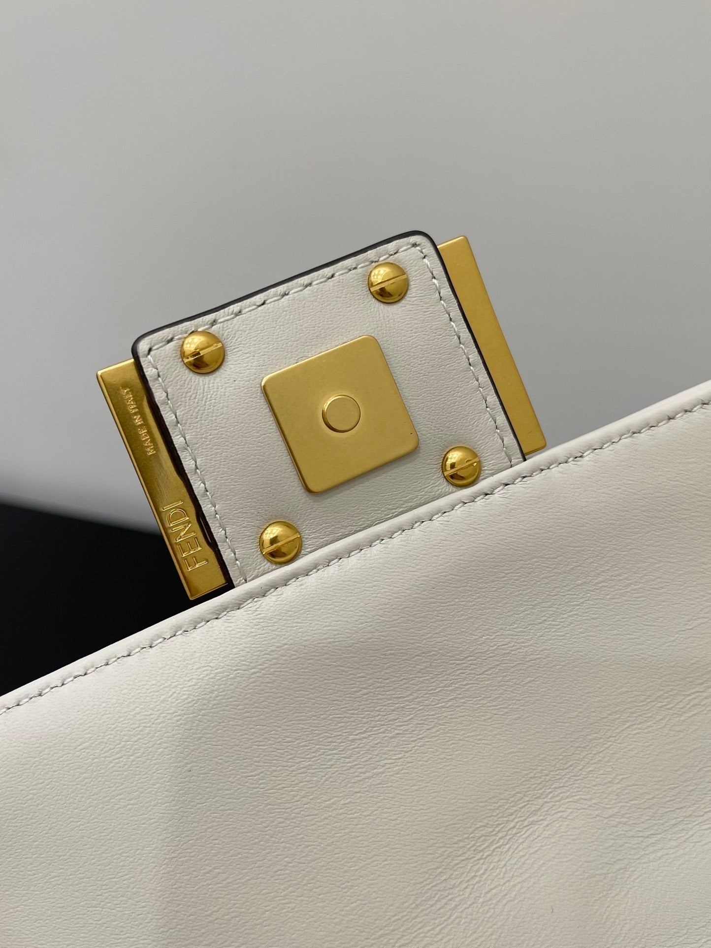 Dragons Bags - High-Quality Designer Products for You - AFFORDABLE LUXURY BAGS - 19186