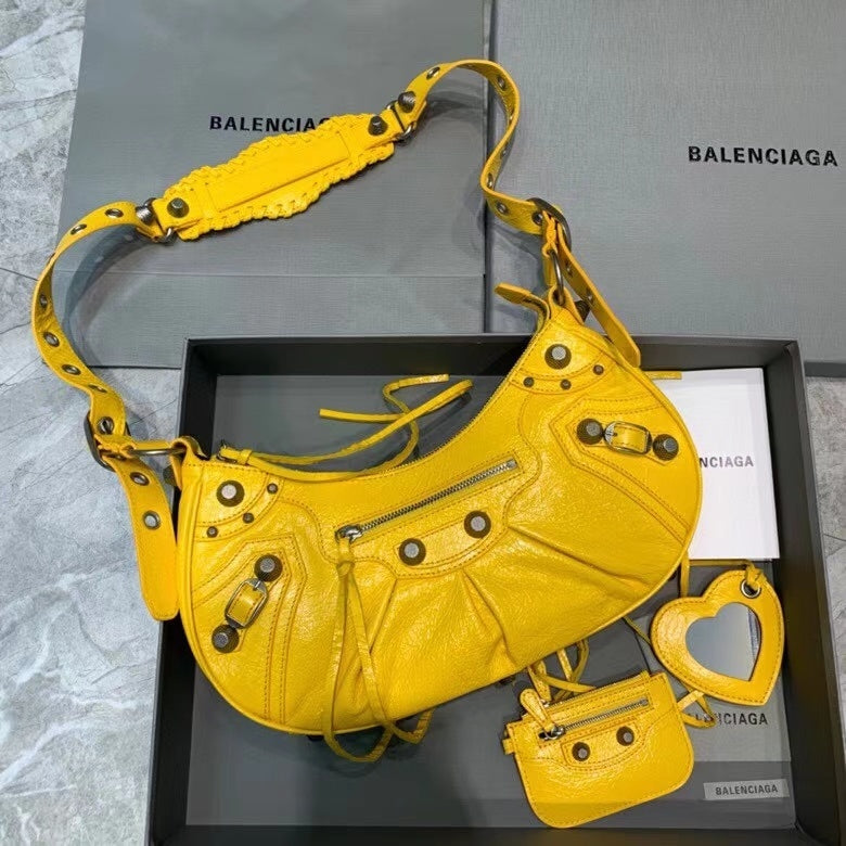 new-designer-premium-bags-nm24502