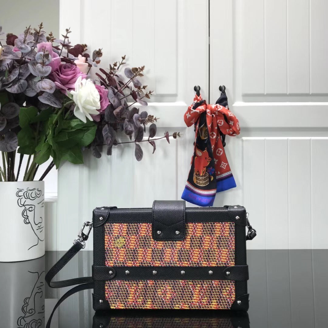Dragons Bags - High-Quality Designer Products for You - AFFORDABLE LUXURY BAGS - 3839