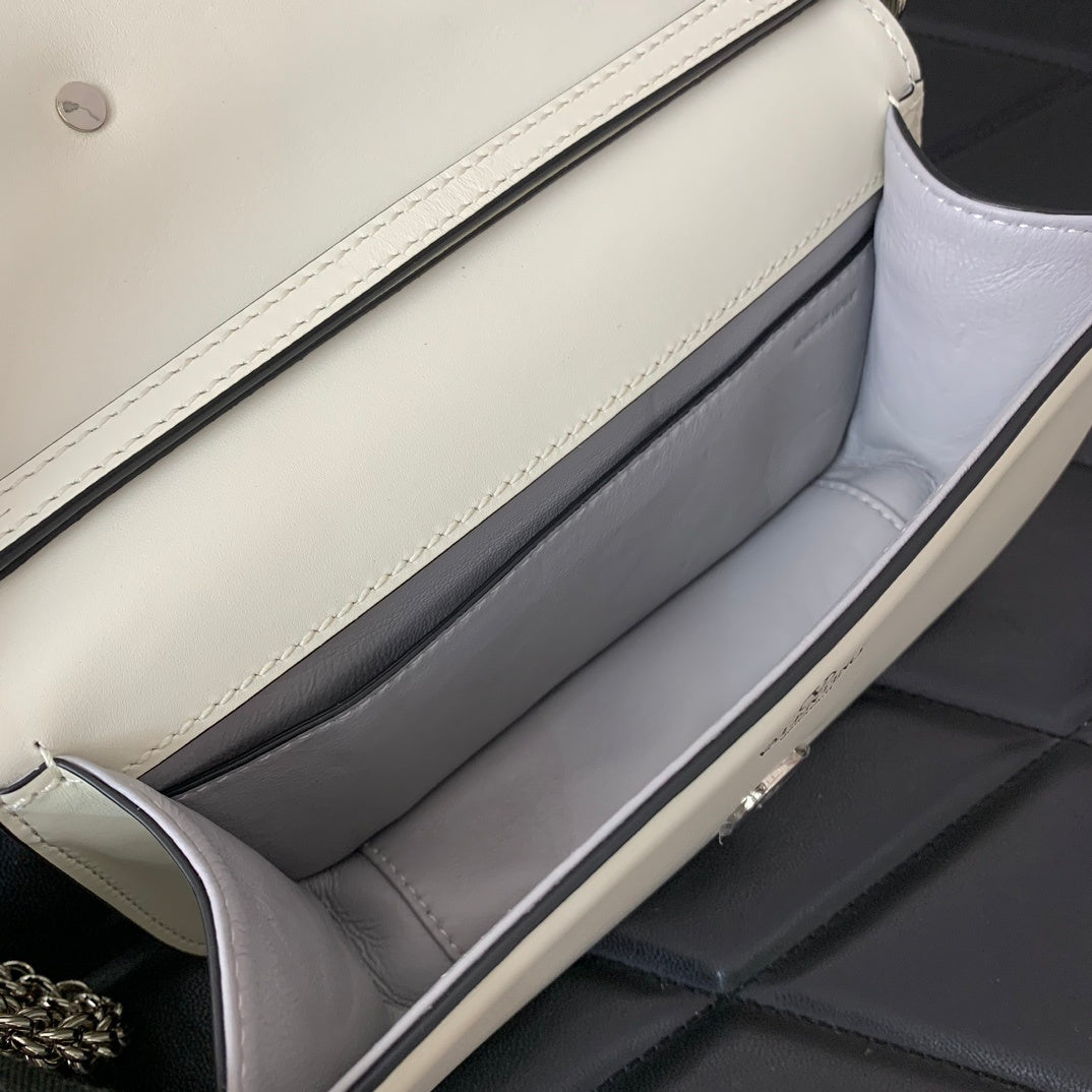 Dragons Bags - Premium Luxury Goods and Accessories - AFFORDABLE LUXURY BAGS - 5474