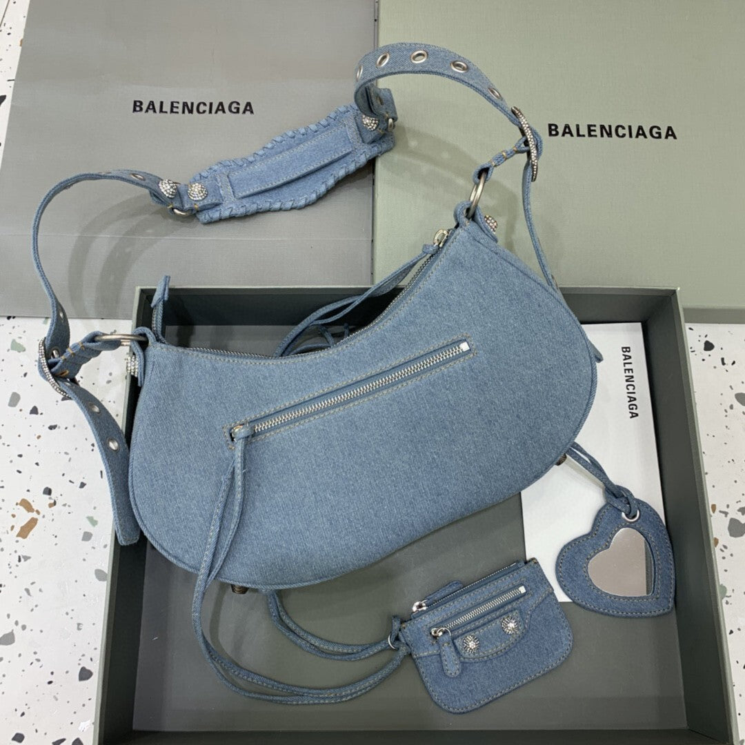new-luxury-designer-bags-nm24796