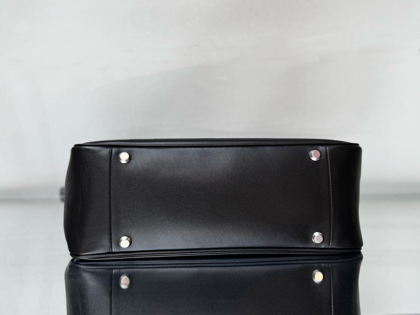 new-luxury-designer-bags-nm25190
