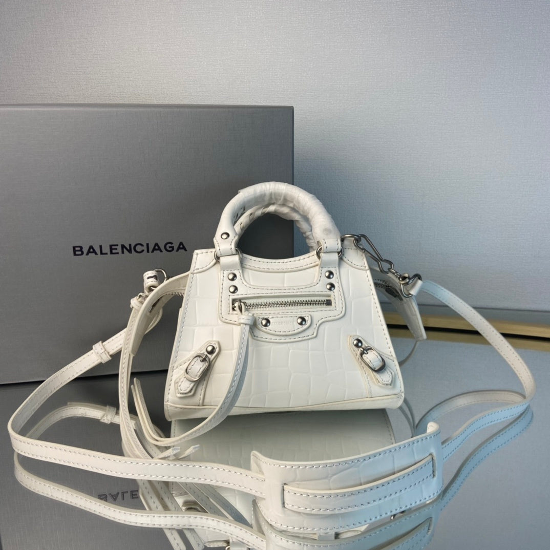 new-designer-premium-bags-nm25075