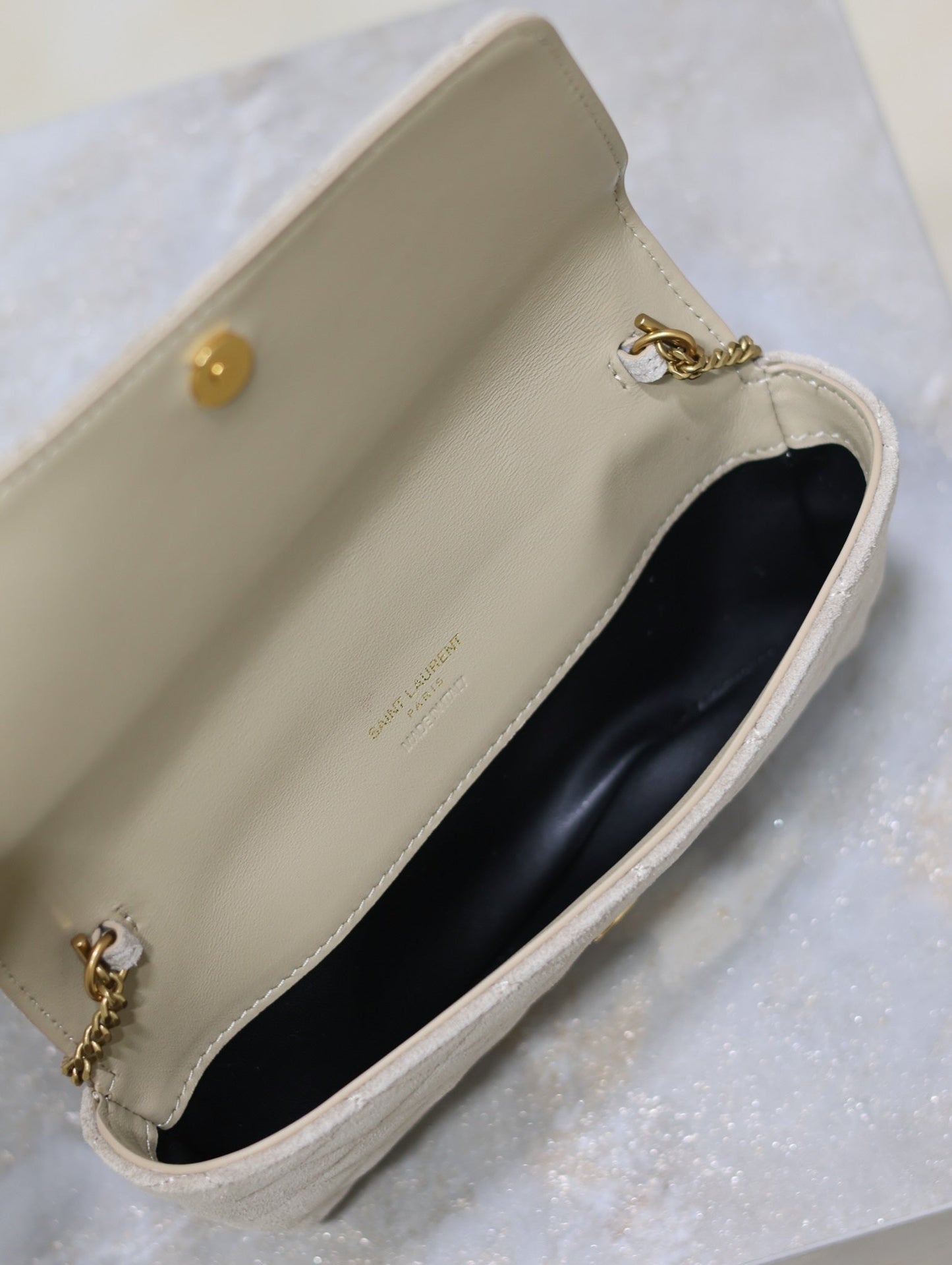 Dragons Bags - Premium Luxury Goods and Accessories - AFFORDABLE LUXURY BAGS - 6006