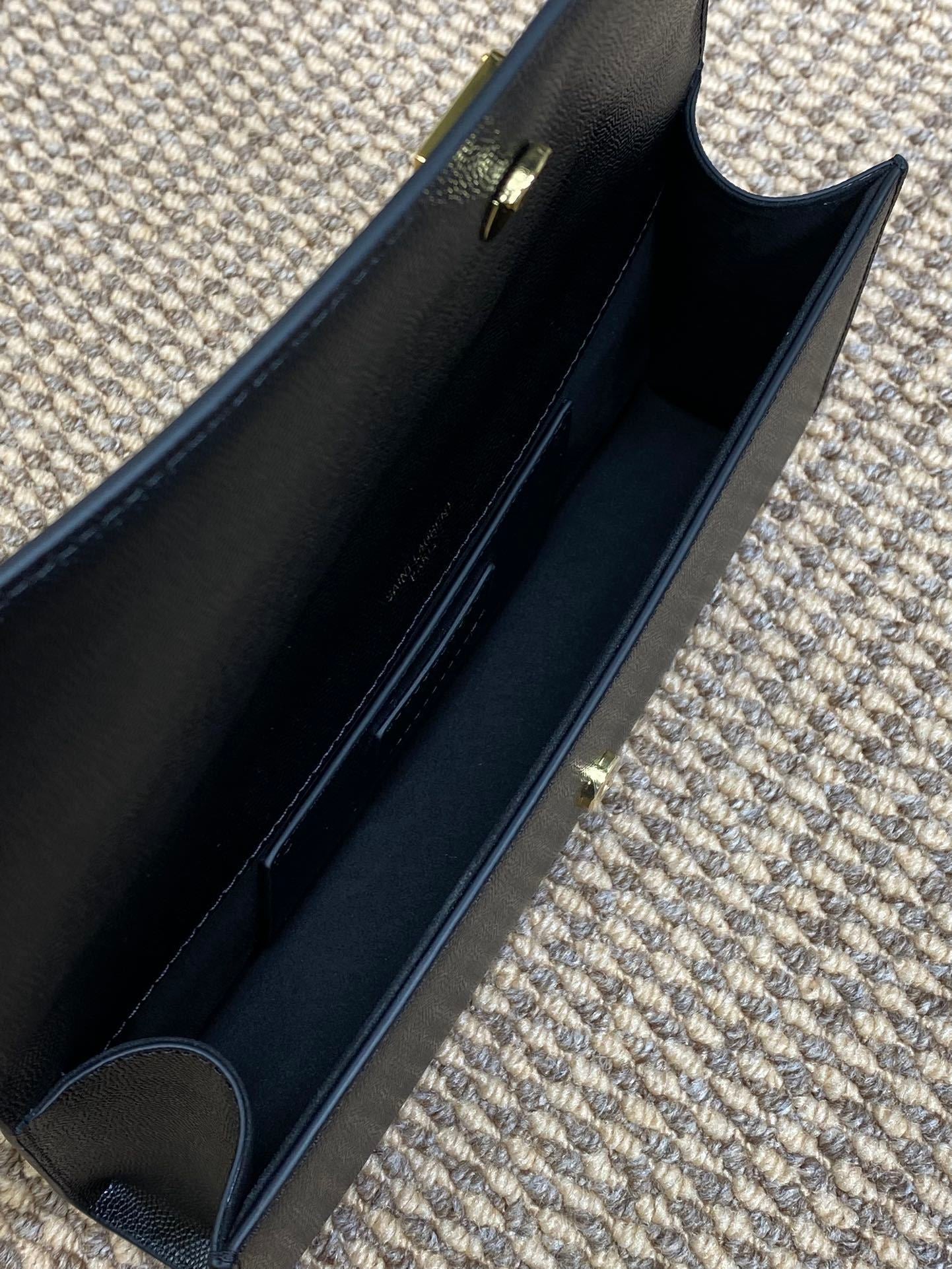 Dragons Bags - High-Quality Designer Products for You - AFFORDABLE LUXURY BAGS - 5915