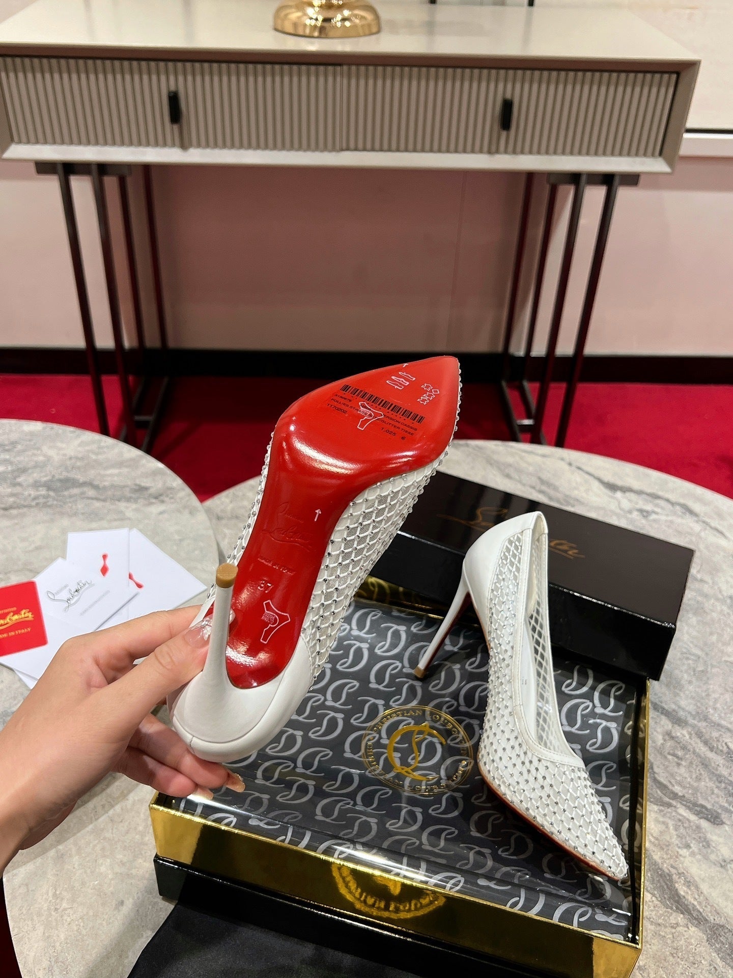 Dragons Bags - Premium Luxury Goods and Accessories - AFFORDABLE LUXURY HEELS - 8126