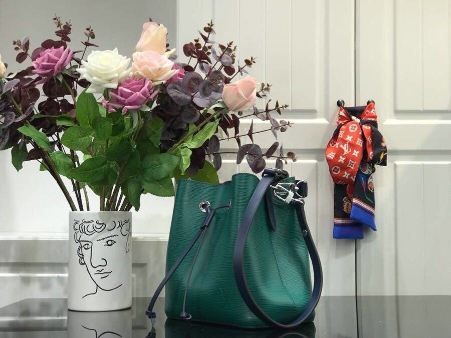 new-luxury-designer-bags-nm22052