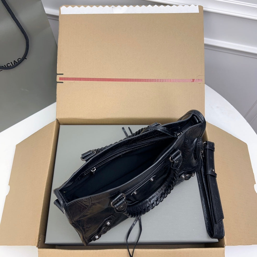 new-designer-premium-bags-nm24018