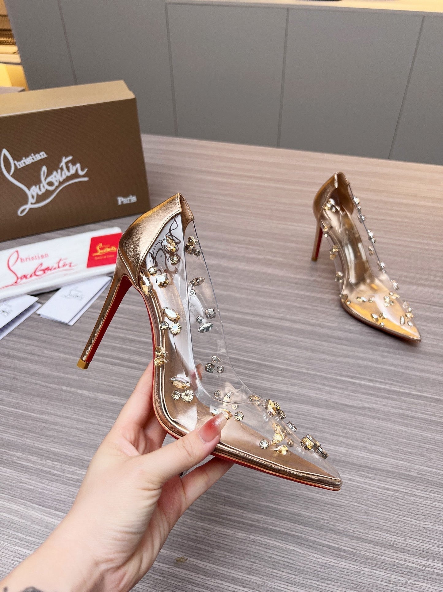 Dragons Bags - Premium Luxury Goods and Accessories - AFFORDABLE LUXURY HEELS - 8118