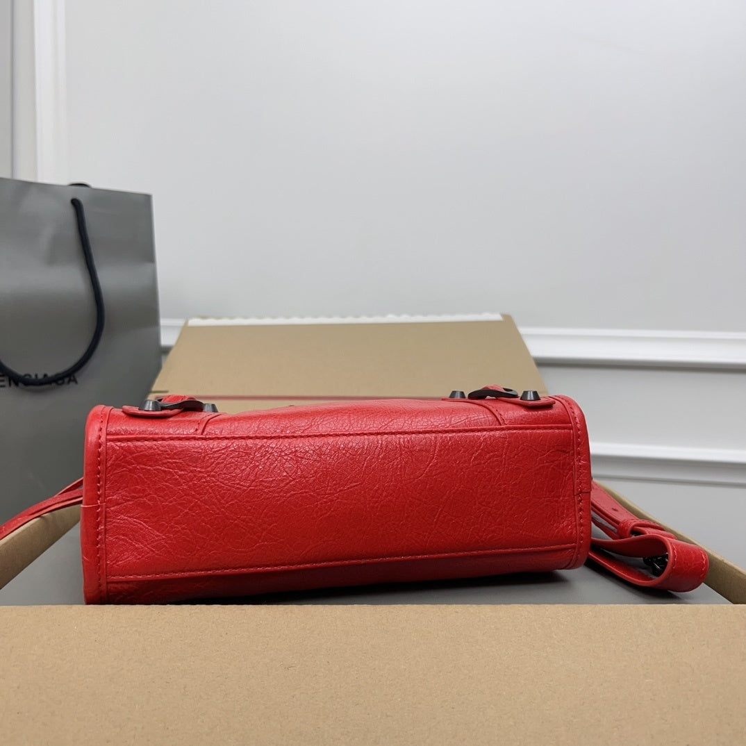 new-luxury-designer-bags-nm24037