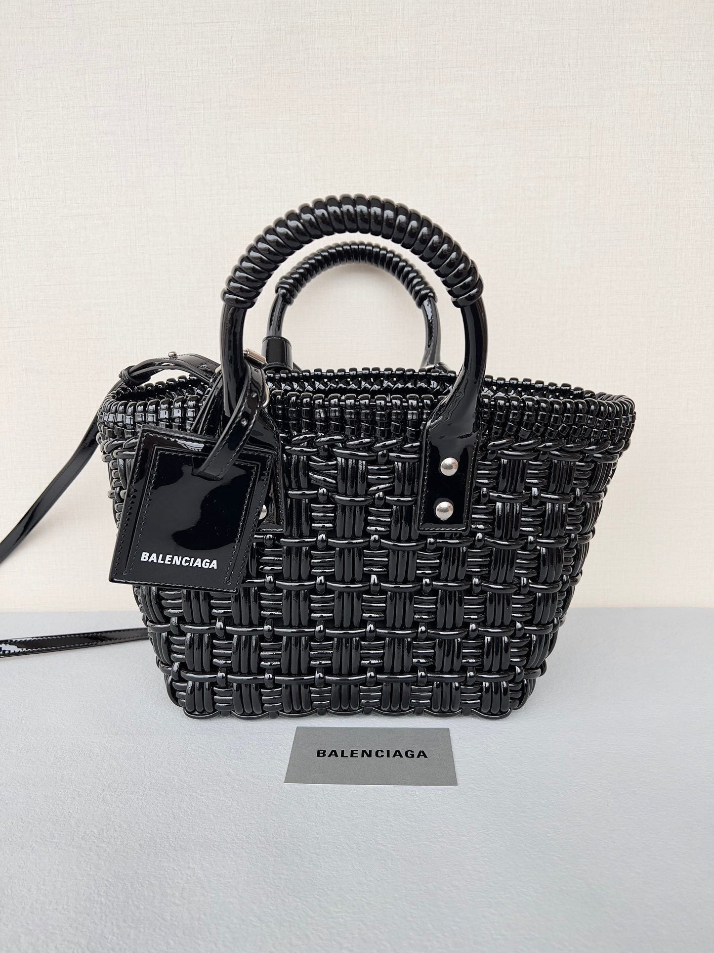 new-luxury-designer-bags-nm24062
