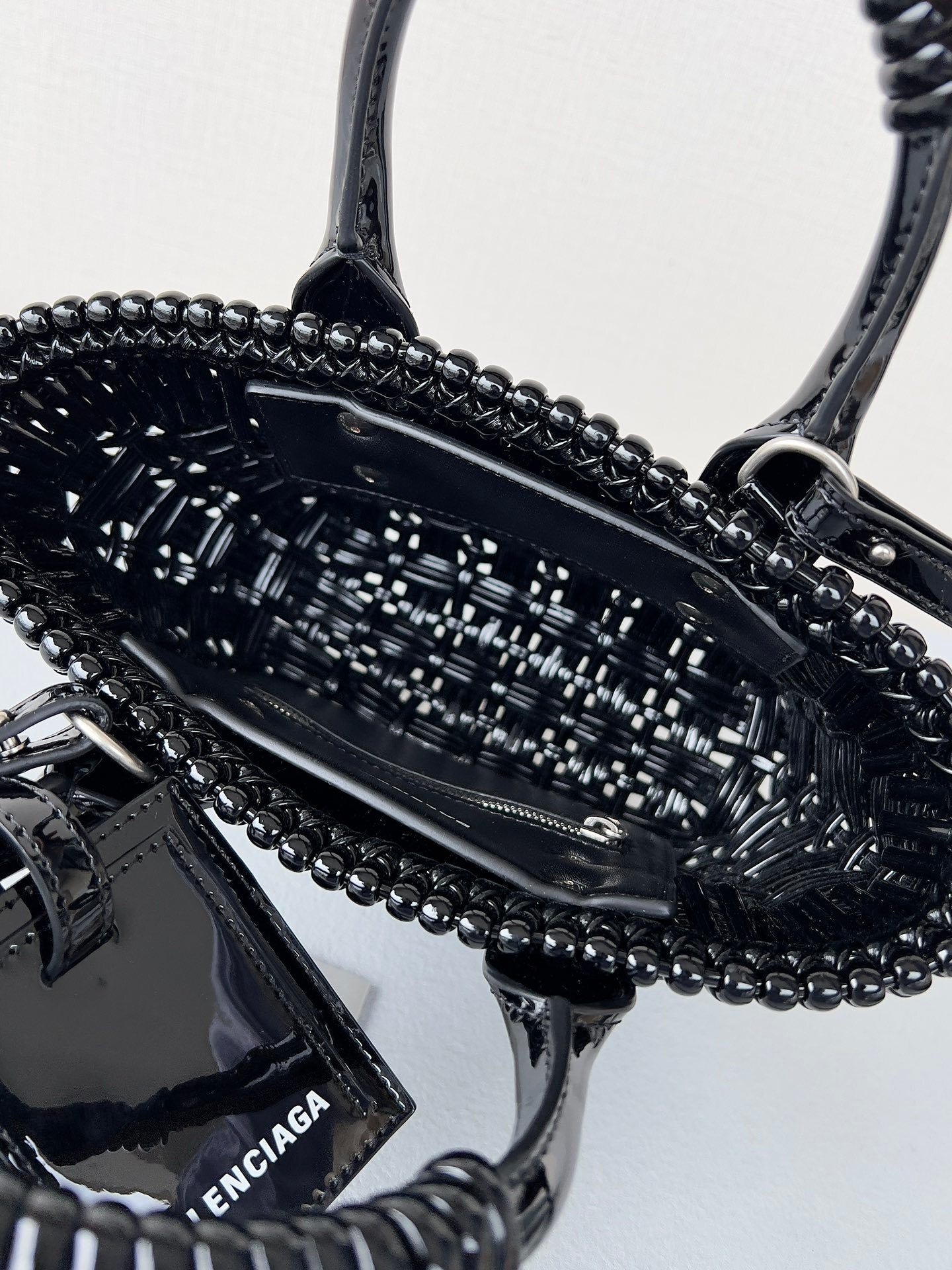 new-luxury-designer-bags-nm24061
