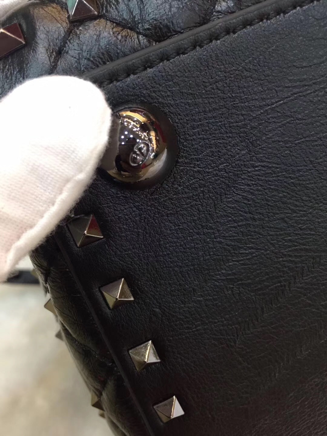 Dragons Bags - High-Quality Designer Products for You - AFFORDABLE LUXURY BAGS - 5555