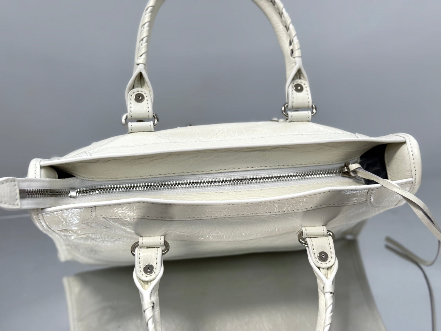 new-luxury-designer-bags-nm24609