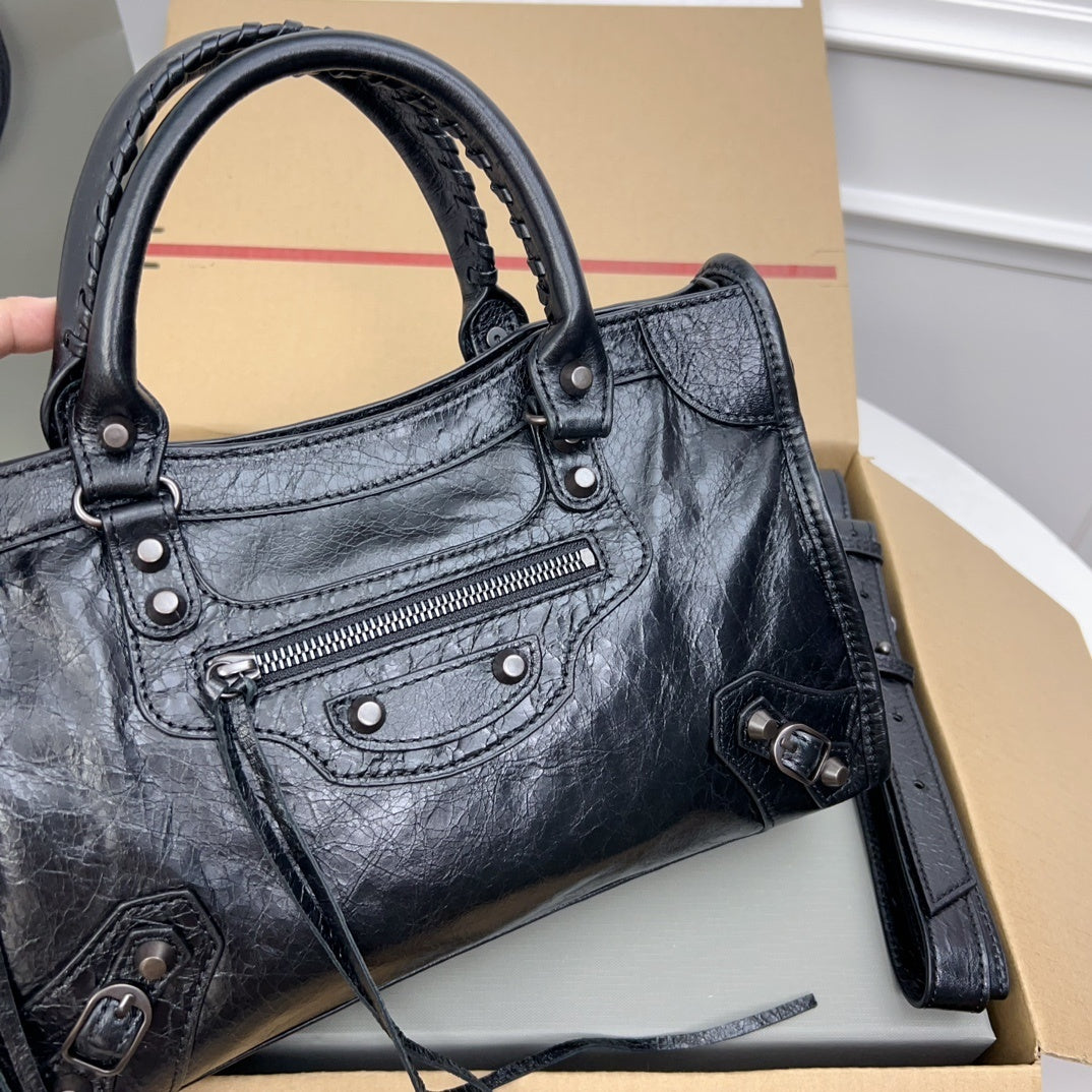 new-designer-premium-bags-nm24018