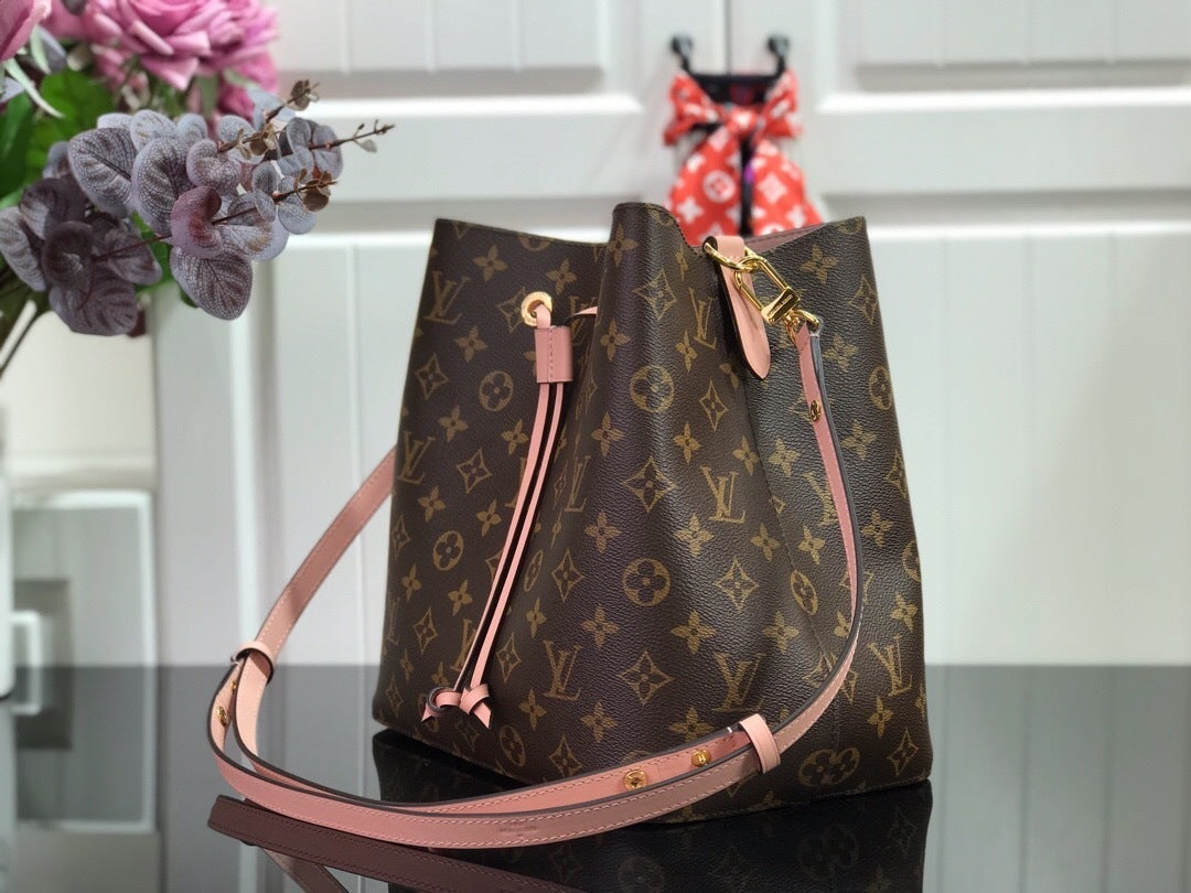 Dragons Bags - High-Quality Designer Products for You - AFFORDABLE LUXURY BAGS - 4303