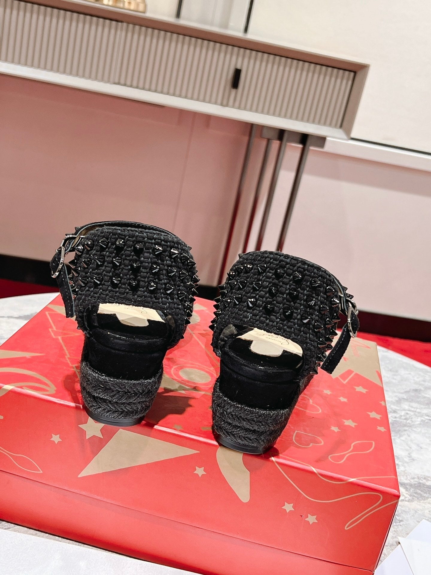 Dragons Bags - Premium Luxury Goods and Accessories - AFFORDABLE LUXURY HEELS - 8314