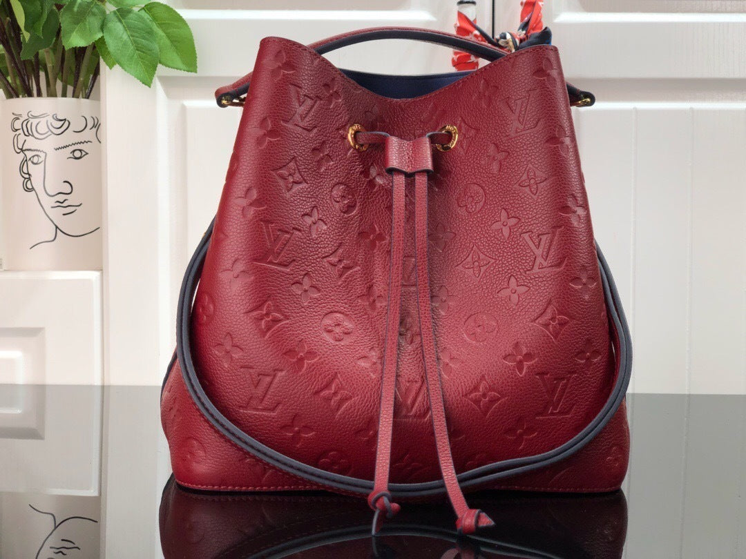new-luxury-designer-bags-nm22051