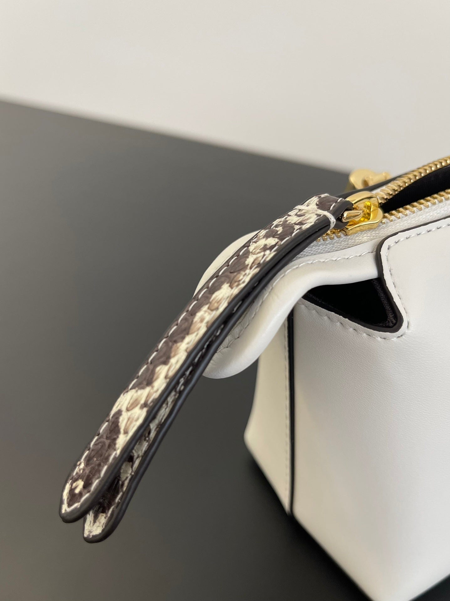 Dragons Bags - High-Quality Designer Products for You - AFFORDABLE LUXURY BAGS - 19166