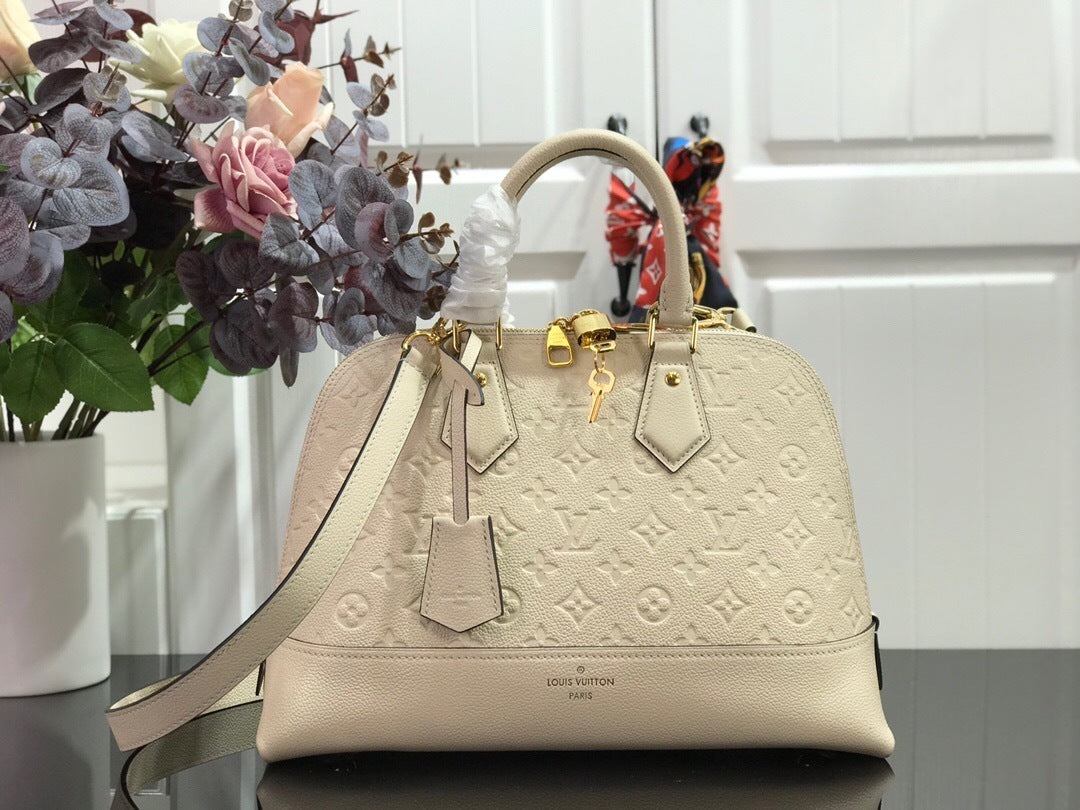 new-luxury-designer-bags-nm22036
