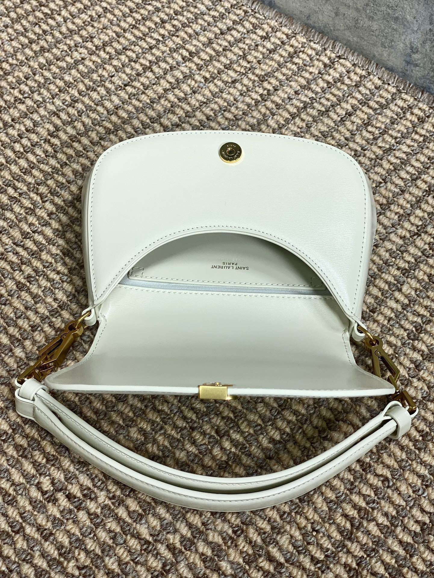 Dragons Bags - Best High-End Brands in One Place - AFFORDABLE LUXURY BAGS - 5909