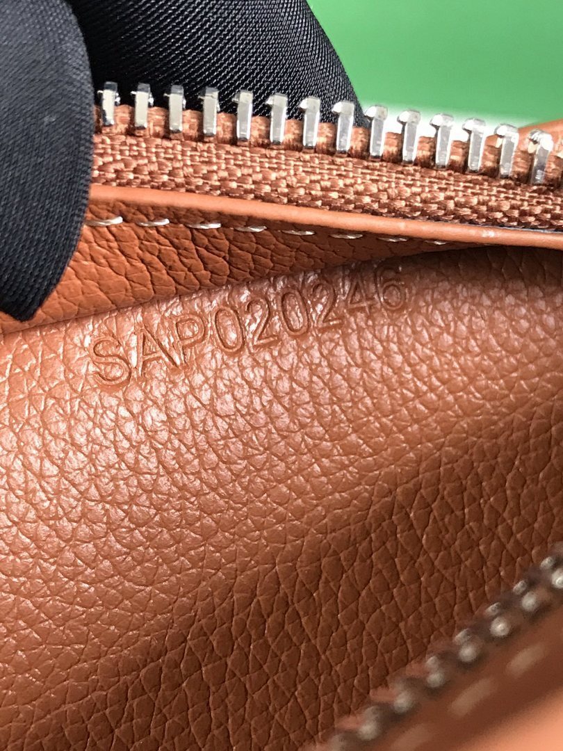 Dragons Bags - Best High-End Brands in One Place - AFFORDABLE LUXURY BAGS - 19428