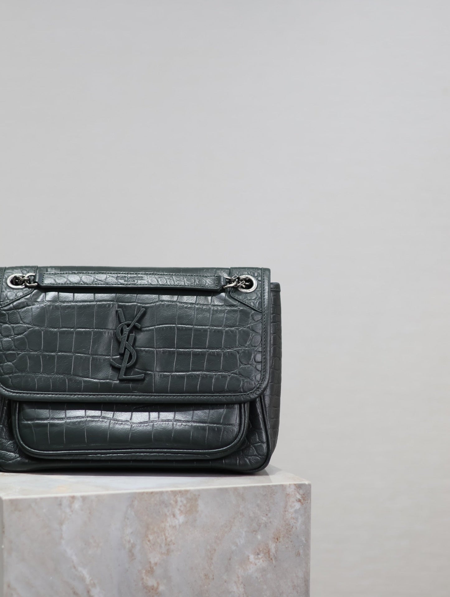 Dragons Bags - High-Quality Designer Products for You - AFFORDABLE LUXURY BAGS - 5995