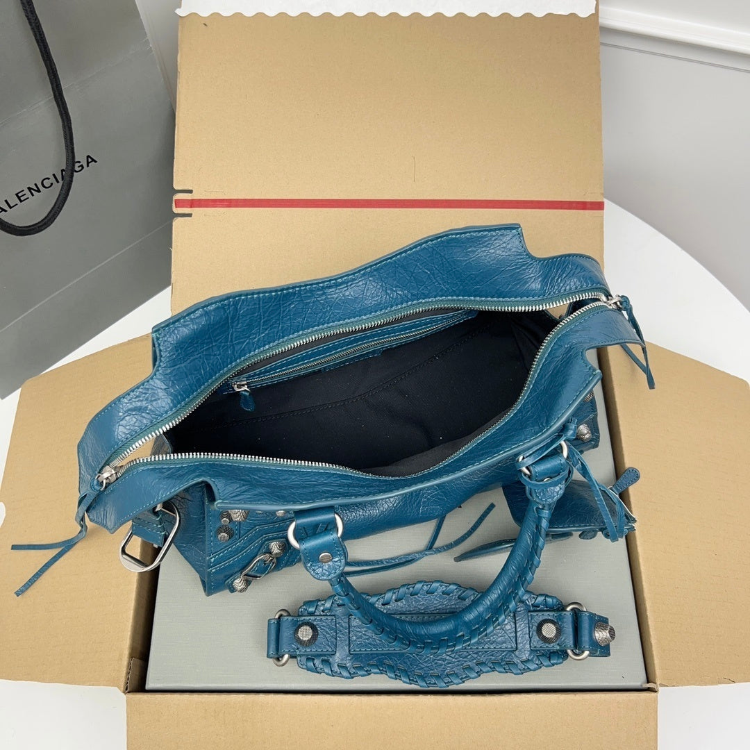 new-luxury-designer-bags-nm24283