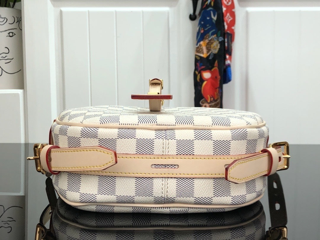 new-luxury-designer-bags-nm22067