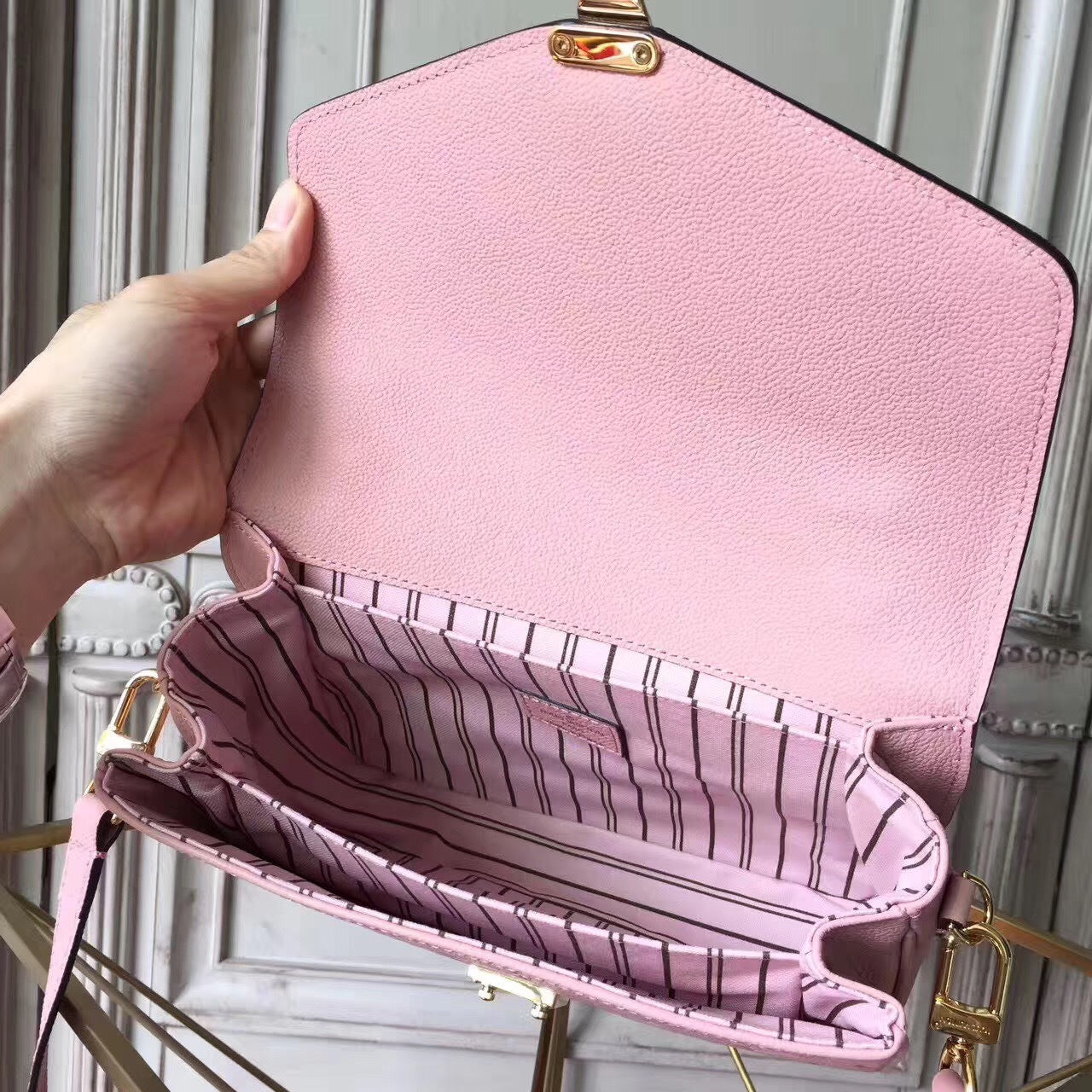 Dragons Bags - DESIGNER BAGS FOR WOMEN - AFFORDABLE LUXURY BAGS - 3936
