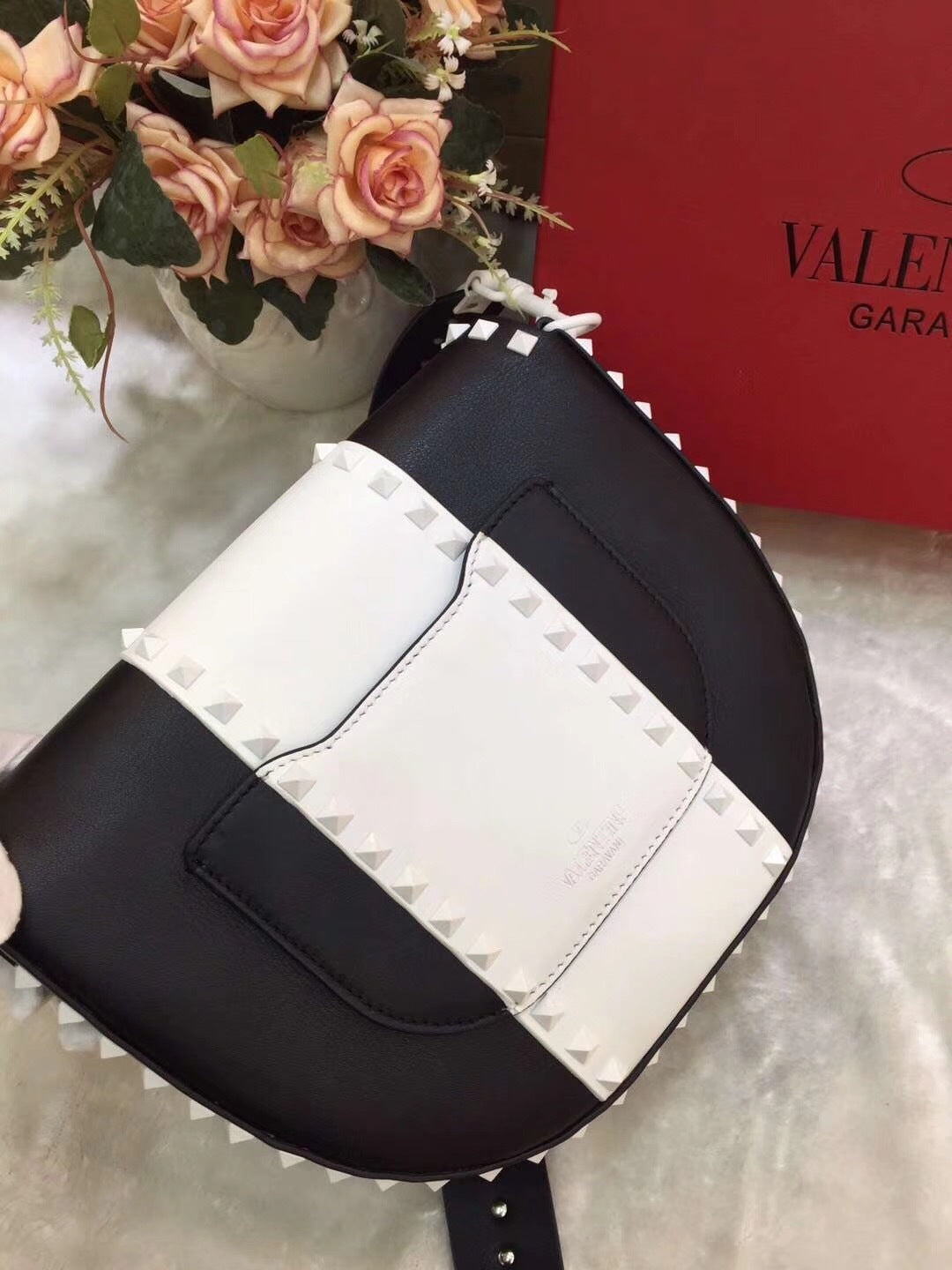 Dragons Bags - Best High-End Brands in One Place - AFFORDABLE LUXURY BAGS - 5565